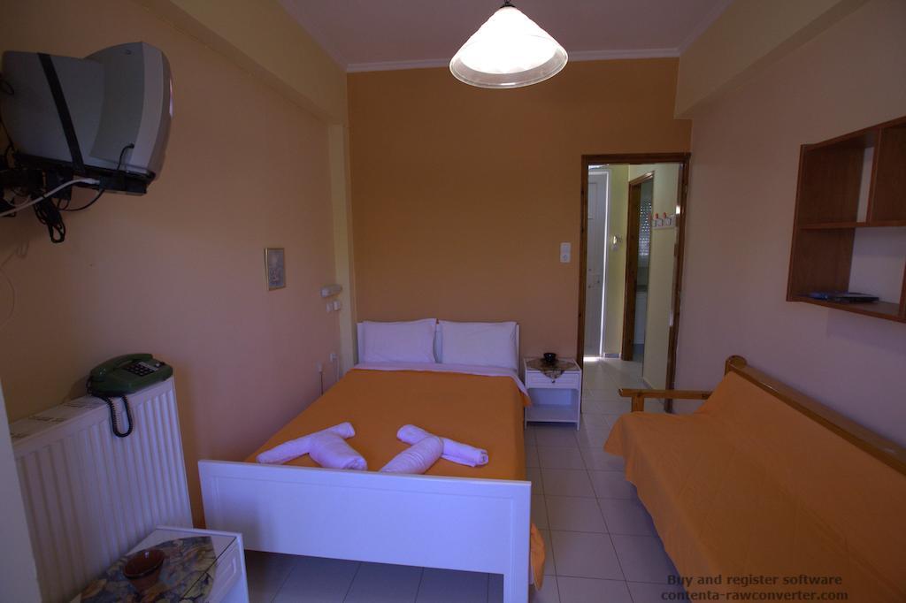 Angela Studios Karfás Zimmer foto