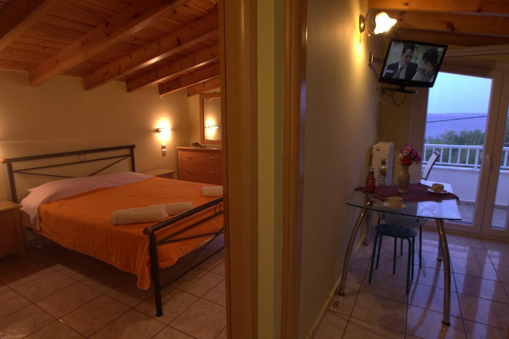 Angela Studios Karfás Zimmer foto